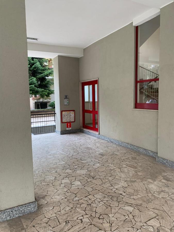 Smart Apartment Prada Foundation Milano Eksteriør billede